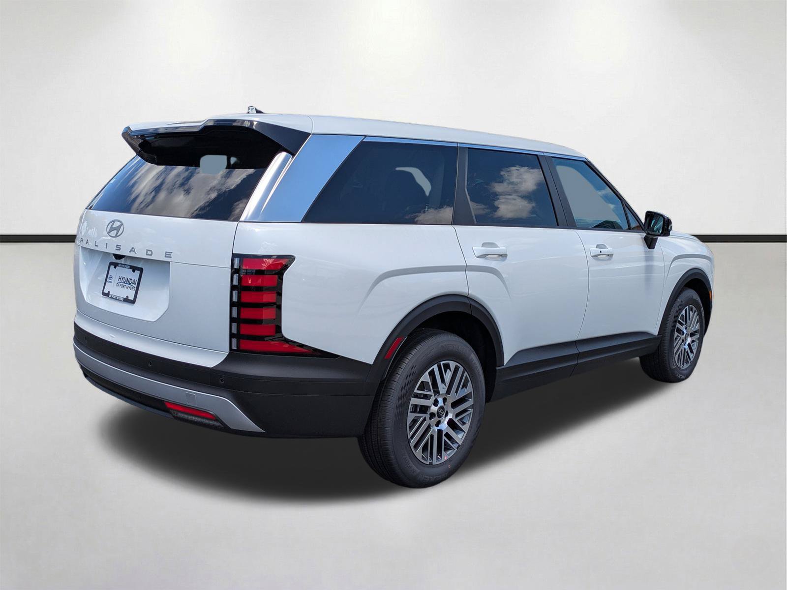 New 2027 Hyundai Palisade SE FWD image 5
