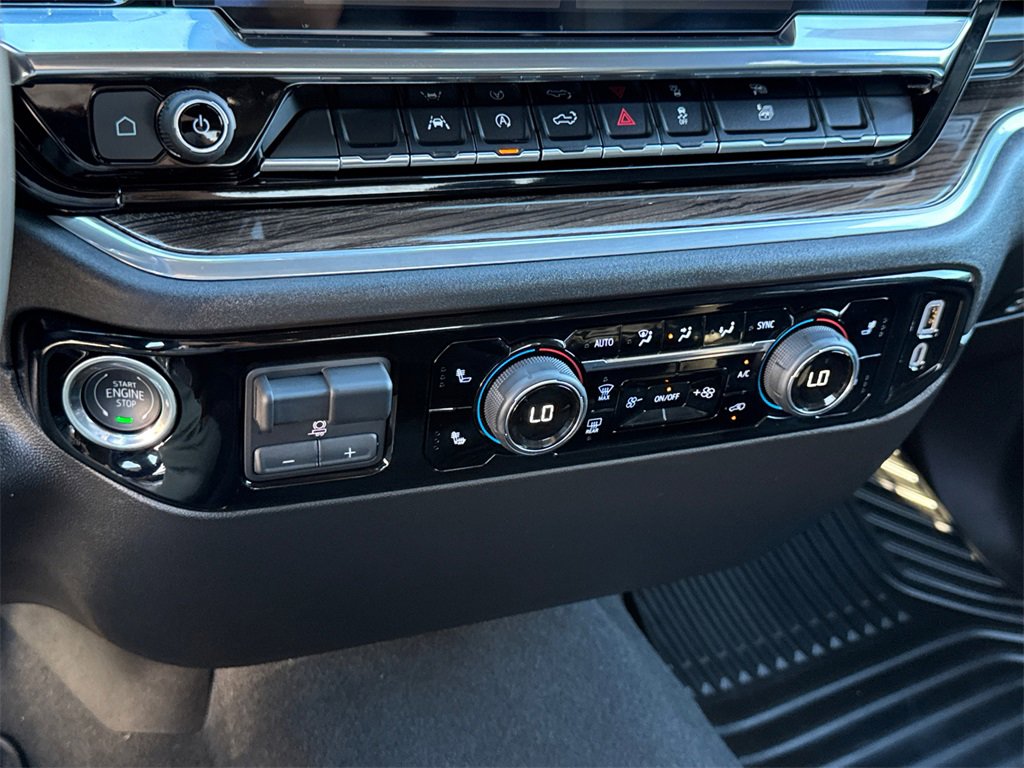 Used 2025 Chevrolet Silverado 1500 RST image 31