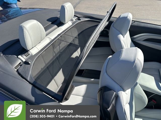 Used 2016 BMW M4 Convertible RWD image 10
