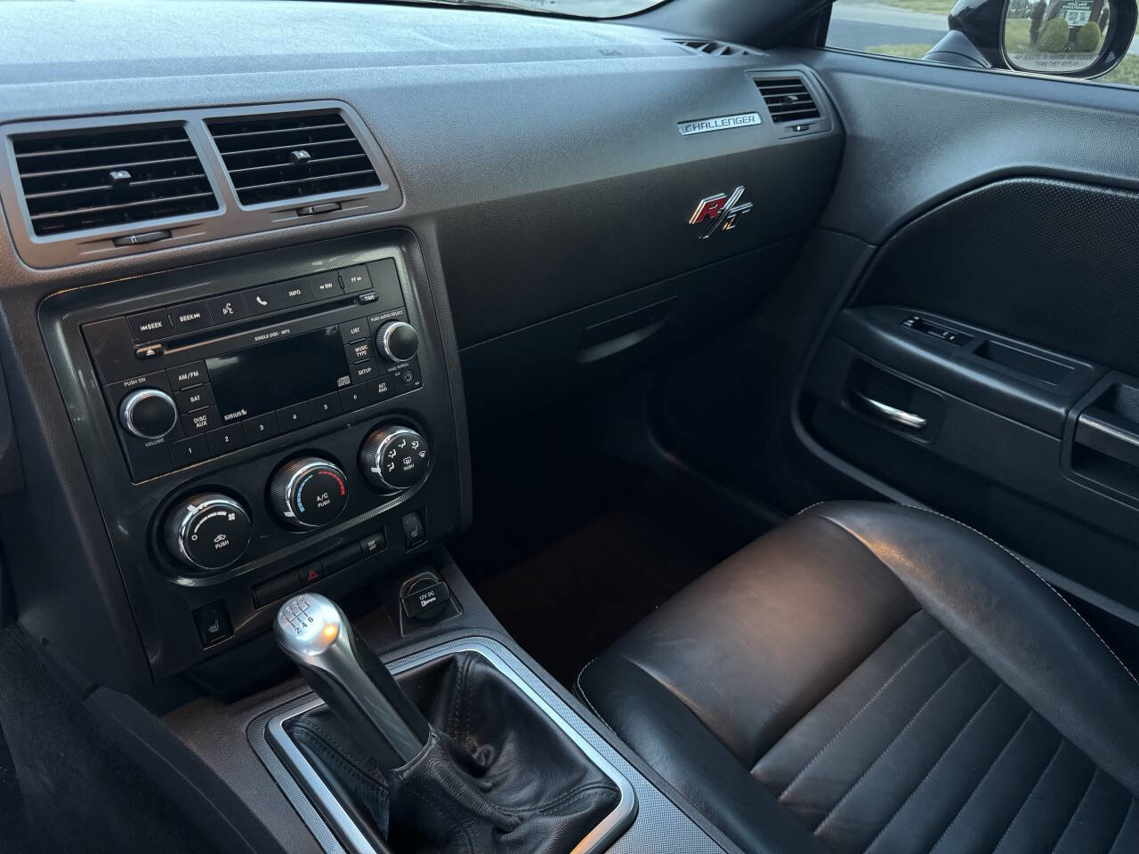 Used 2010 Dodge Challenger R/T image 26