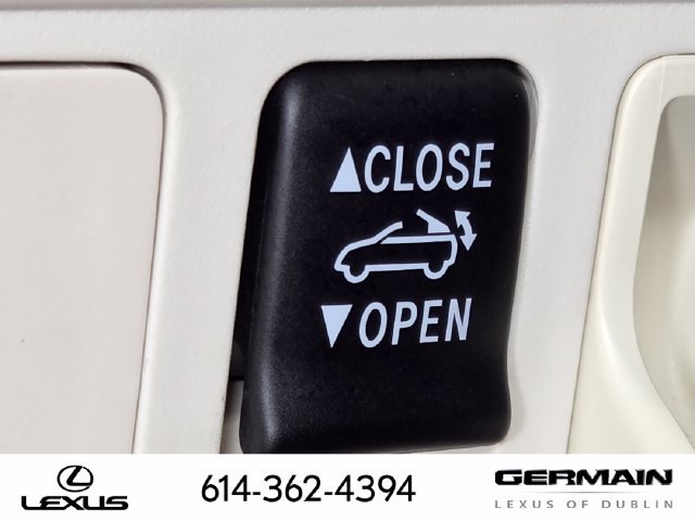 Used 2010 Lexus IS 350C w/ Luxury Pkg RWD image 37