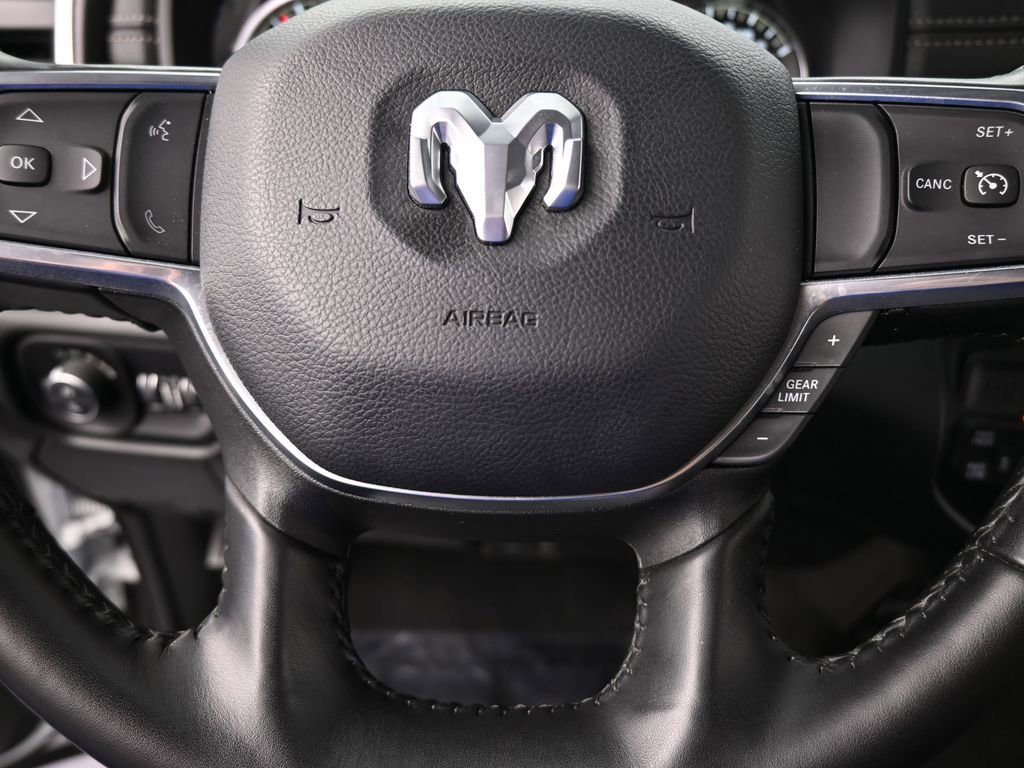 Used 2024 RAM 2500 Laramie image 32