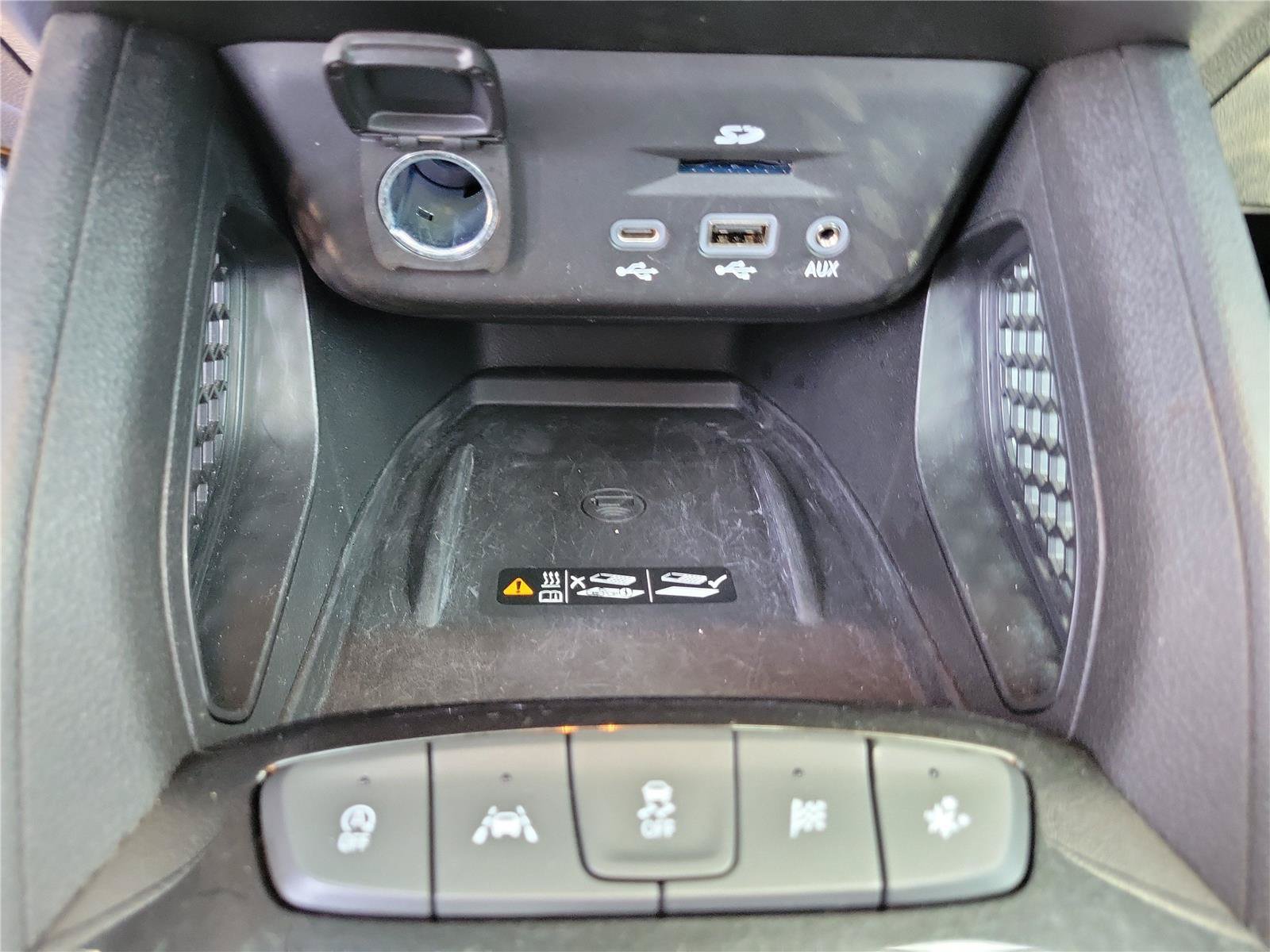 Used 2022 Chevrolet TrailBlazer RS w/ Sun and Liftgate Package FWD image 29