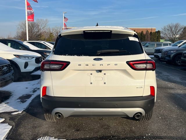 New 2026 Ford Escape SE FWD image 6