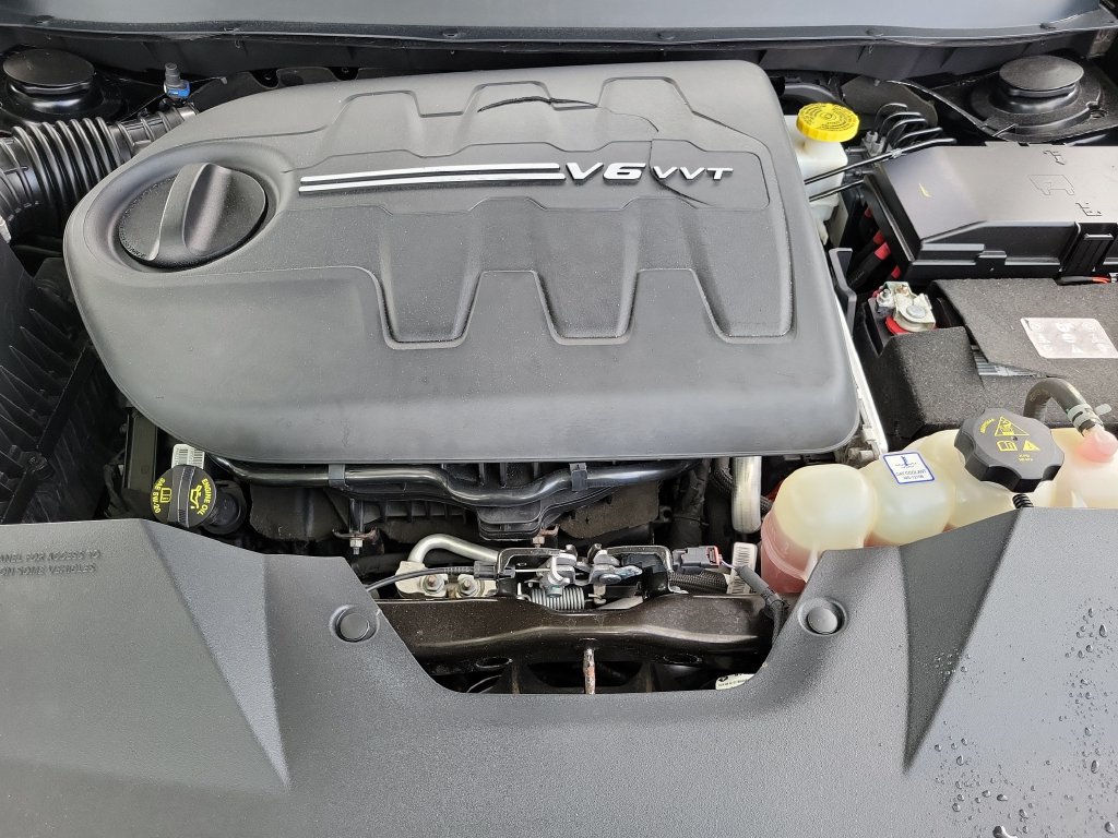 Used 2019 Jeep Cherokee Limited AWD/4WD image 39