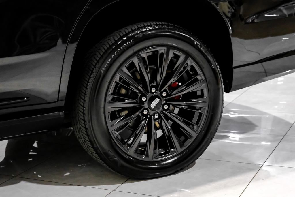 Used 2024 Cadillac Escalade V w/ LPO, ONYX Package image 54