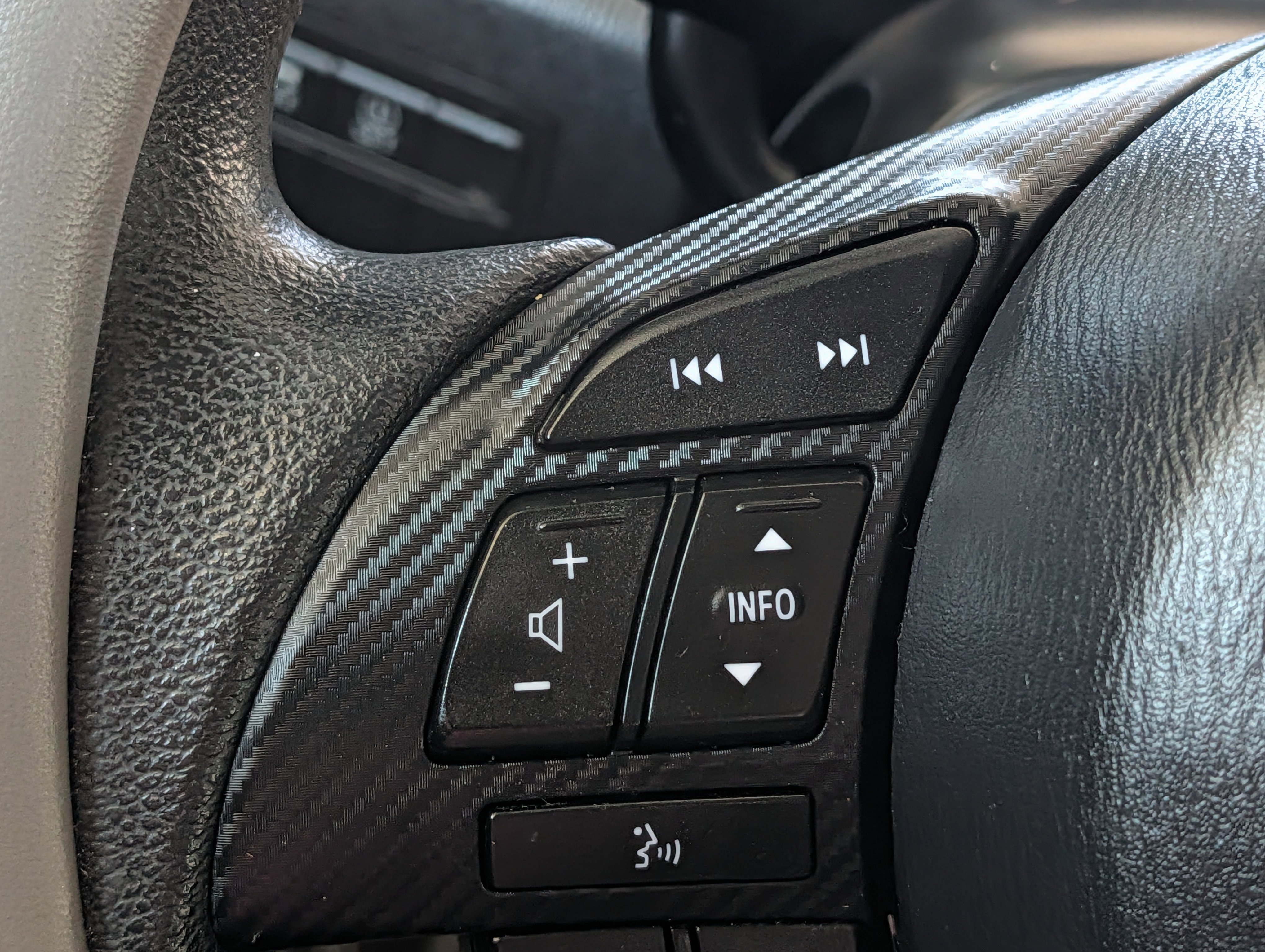 Used 2017 Toyota Yaris iA image 18