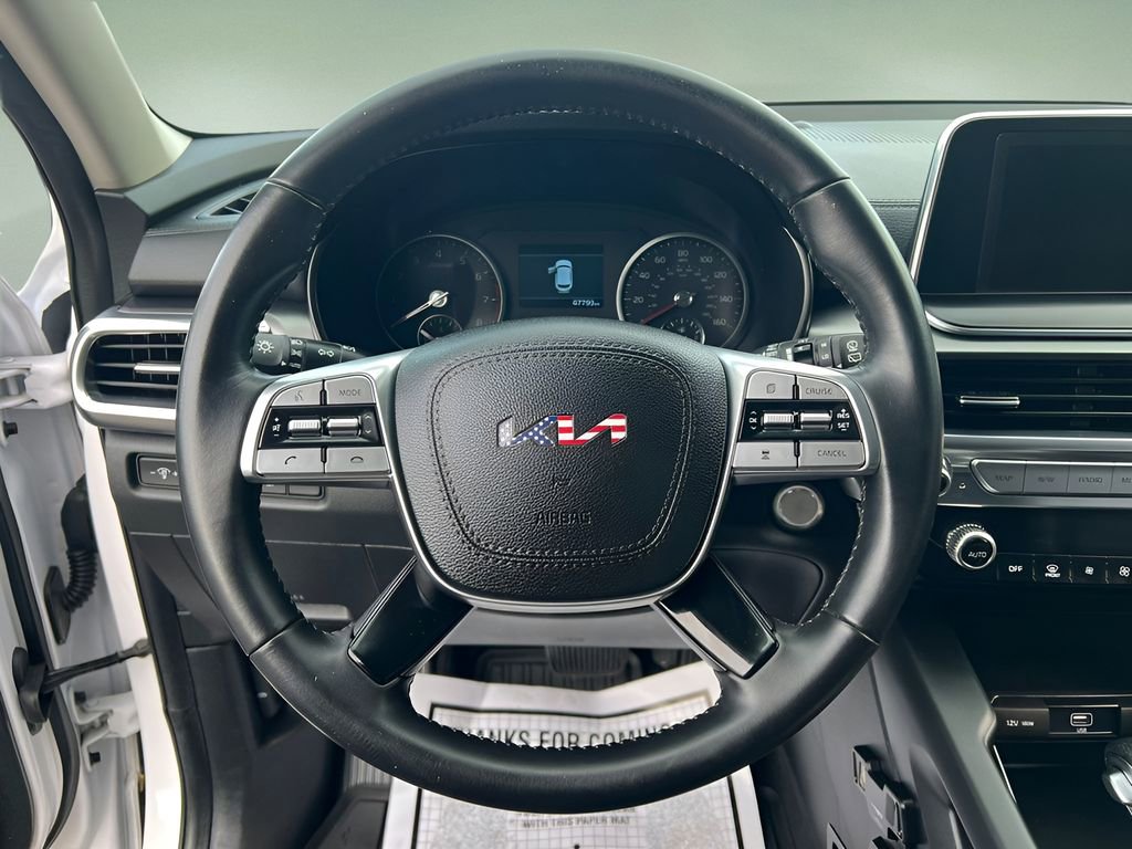 Used 2022 Kia Telluride LX image 14