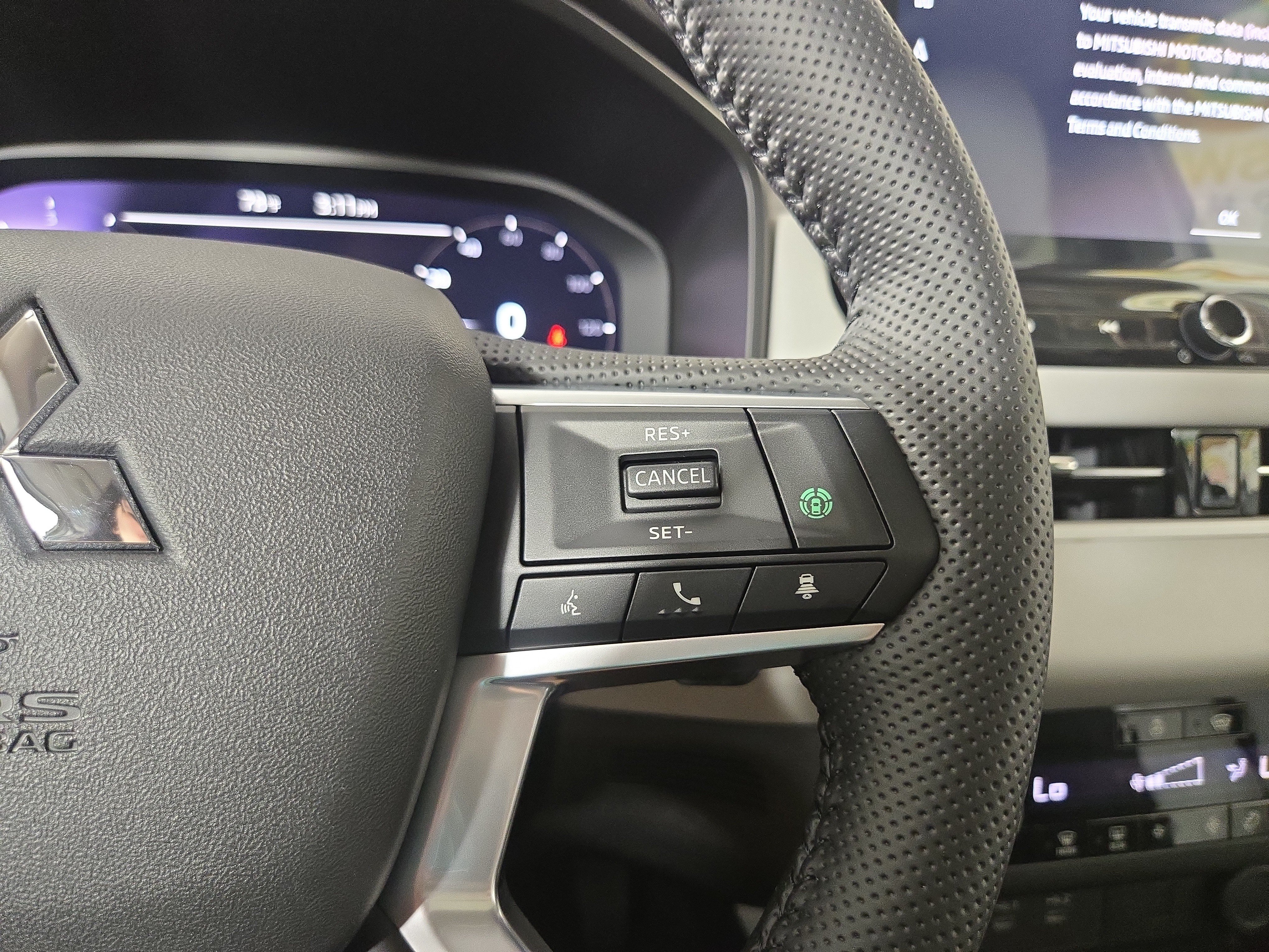 New 2026 Mitsubishi Outlander SE AWD/4WD image 16
