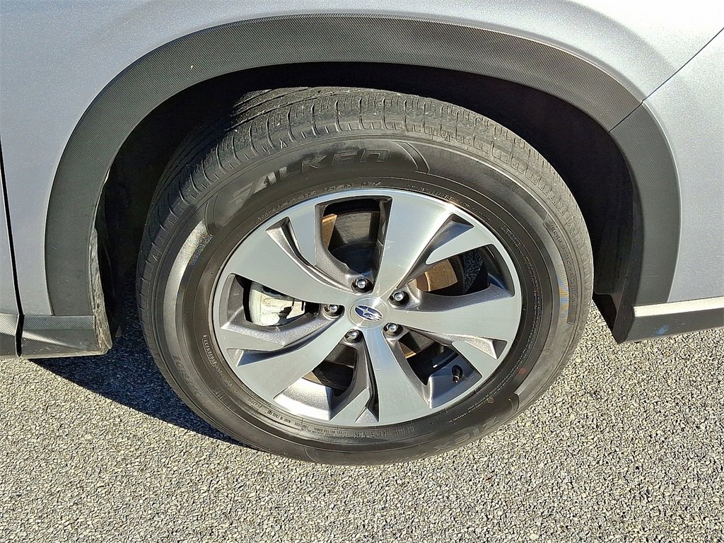 Certified 2022 Subaru Ascent Premium w/ Convenience Package image 9