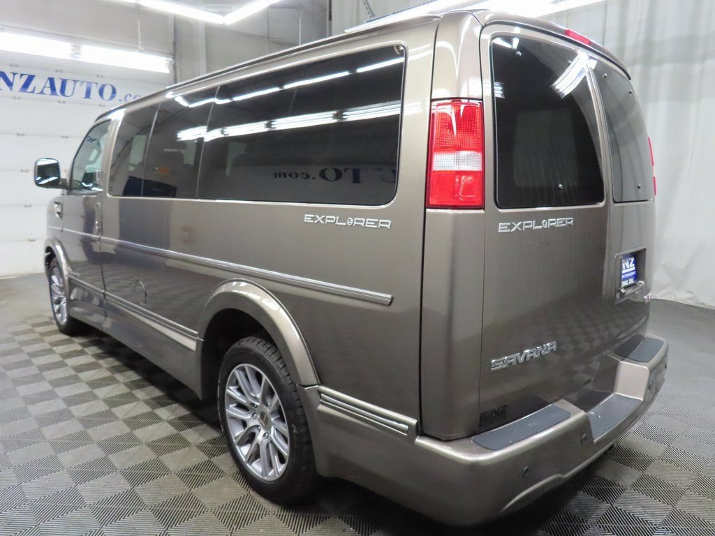 Used 2021 GMC Savana 2500 RWD image 5