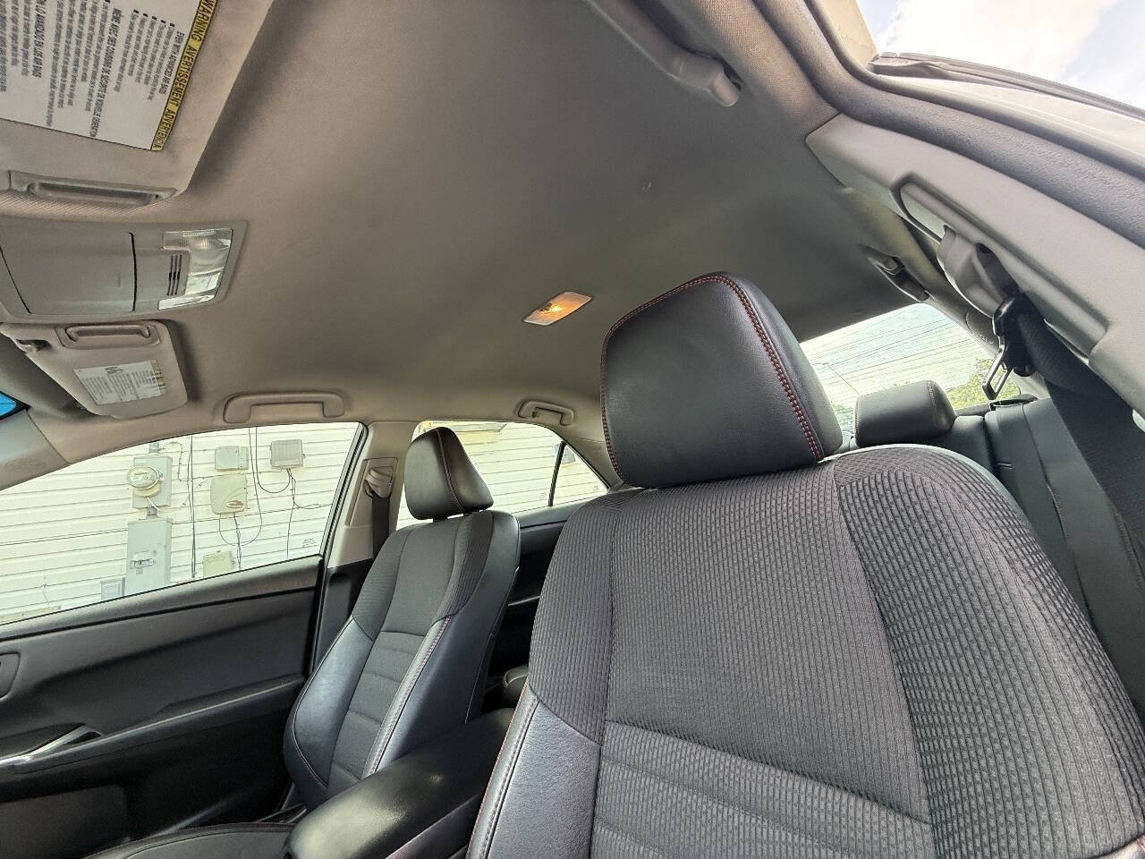 Used 2017 Toyota Camry SE FWD image 23