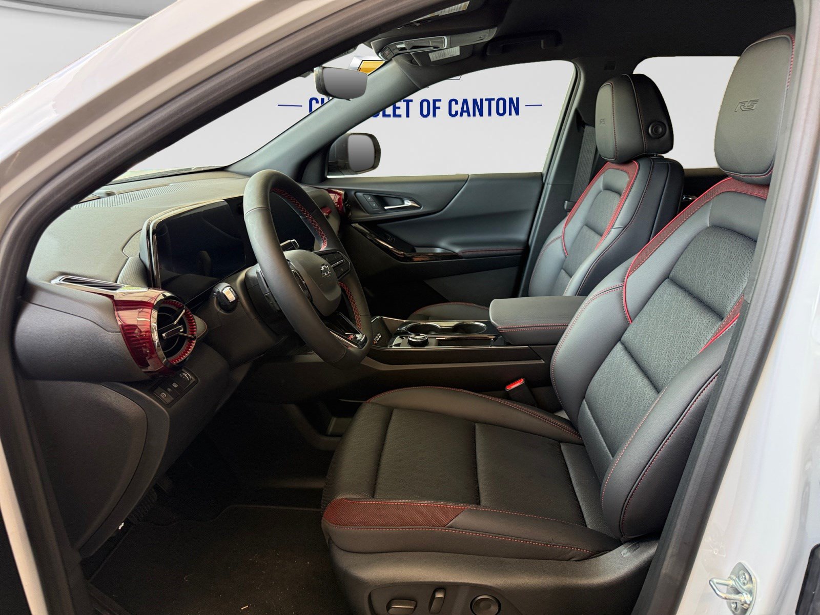New 2027 Chevrolet Equinox RS w/ Safety and Technology Package FWD image 9