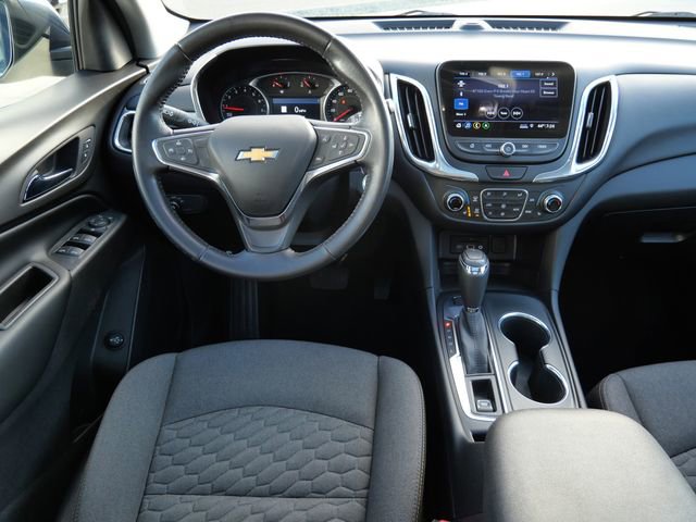 Used 2019 Chevrolet Equinox LT w/ Sun & Navigation Package AWD/4WD image 18