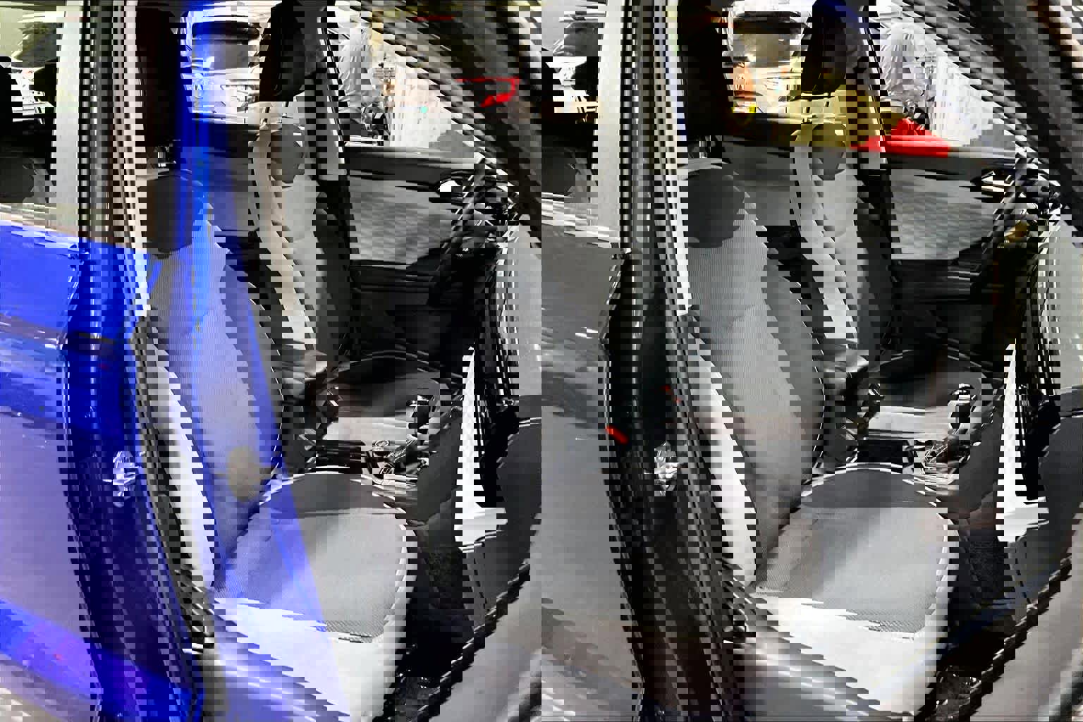 Used 2023 Volkswagen Taos S AWD/4WD image 9