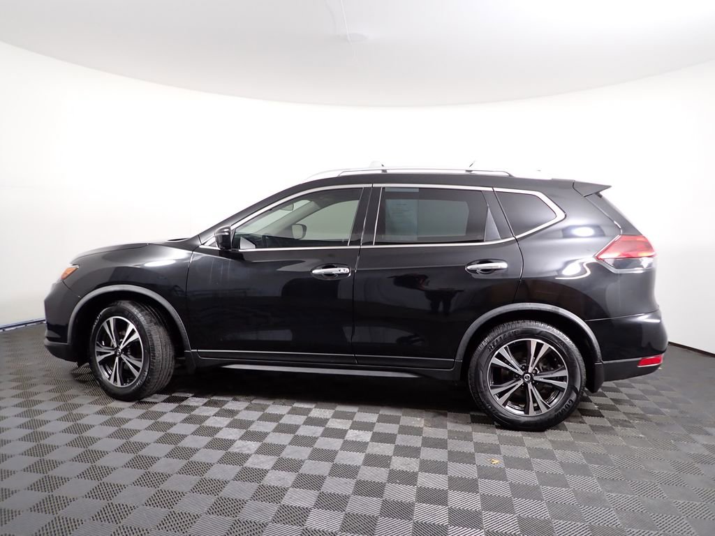 Used 2020 Nissan Rogue SV w/ Sun & Sound Touring Package image 11