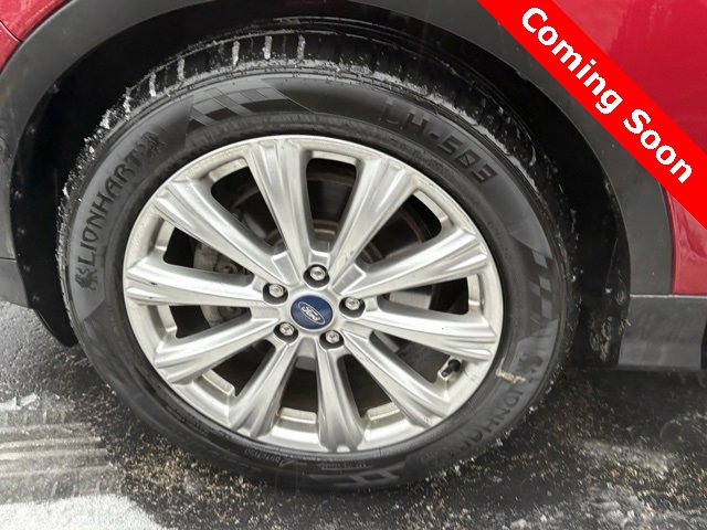 Used 2018 Ford Escape Titanium w/ Ford Safe & Smart Package image 10