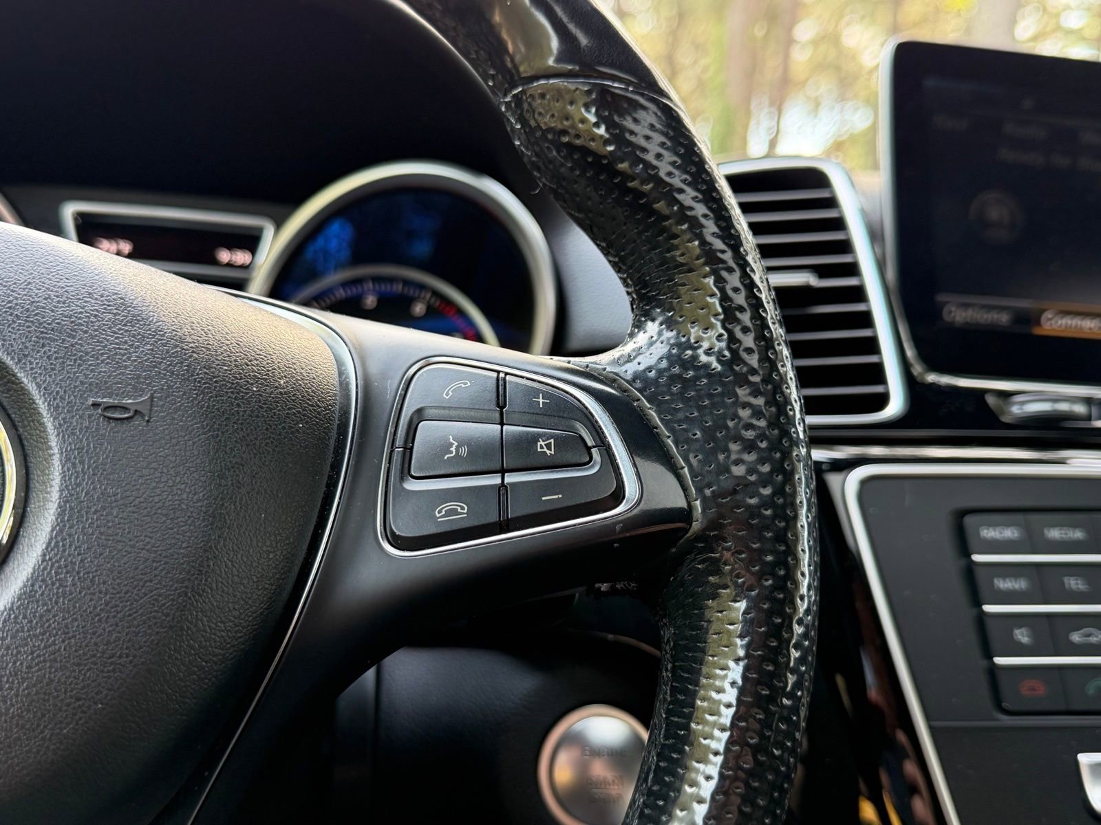 Used 2017 Mercedes-Benz GLE 350 4MATIC image 25