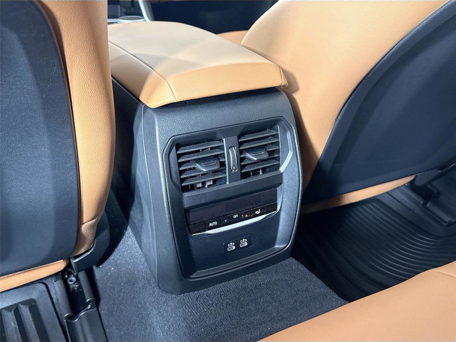 Used 2025 BMW i4 eDrive40 w/ Premium Package image 41