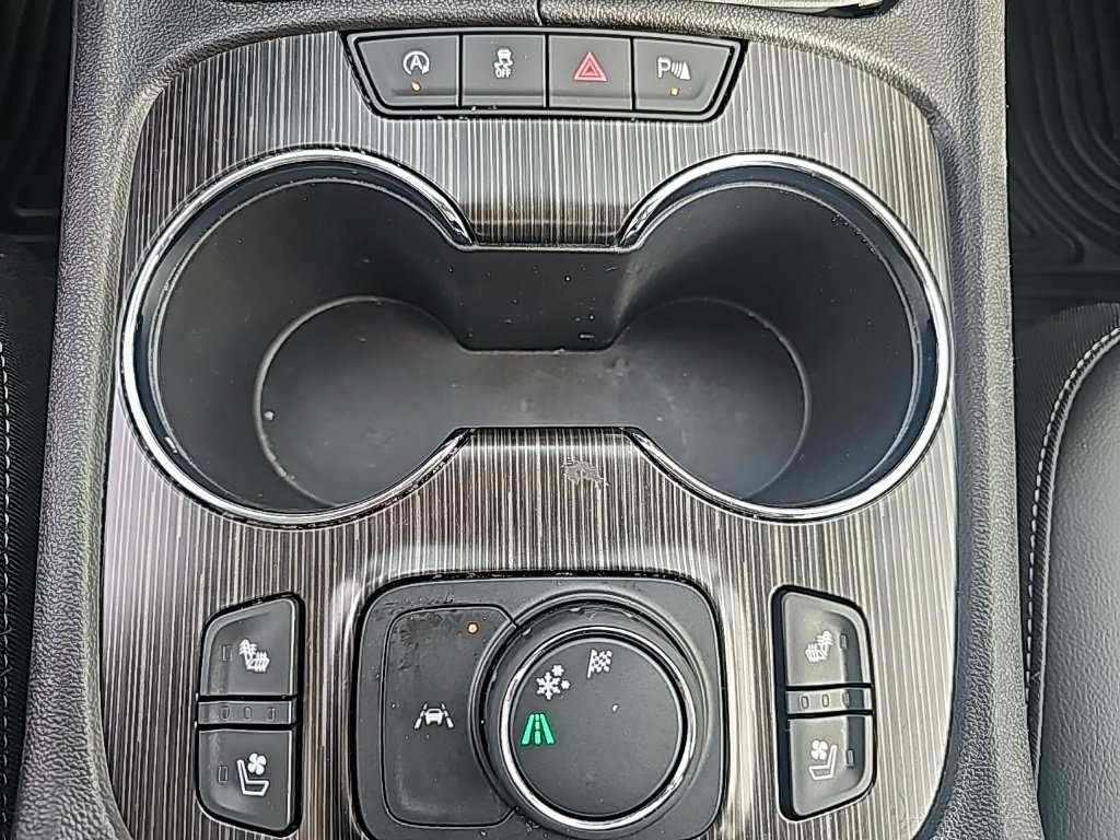 Certified 2022 GMC Acadia SLT w/ Elevation Edition image 25