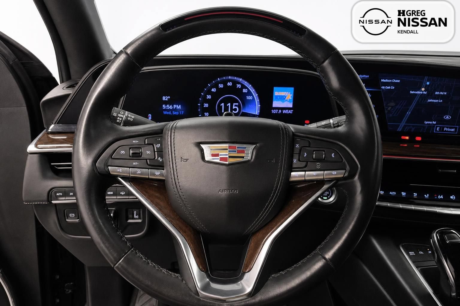 Used 2022 Cadillac Escalade Sport Platinum AWD/4WD image 8