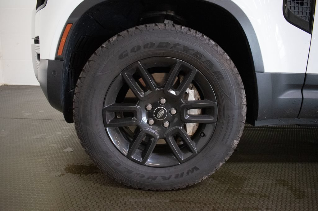 Used 2023 Land Rover Defender 130 S AWD/4WD image 9