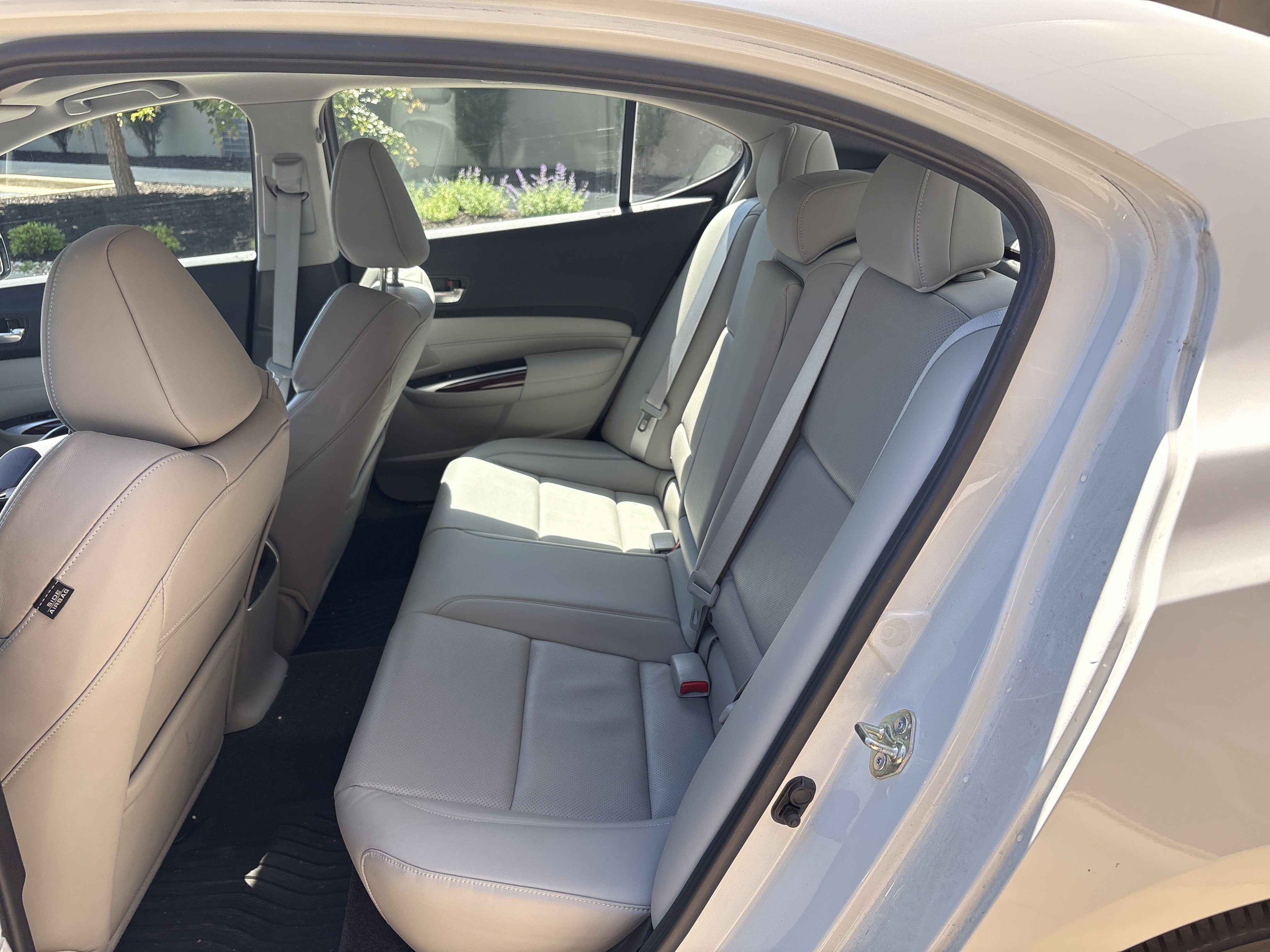 Used 2015 Acura TLX V6 w/ Technology Package FWD image 31