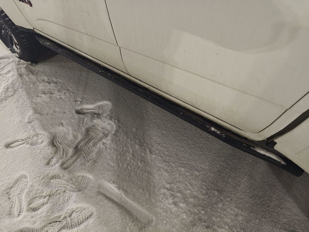 Used 2021 GMC Canyon AT4 image 6