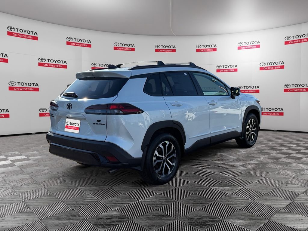 New 2026 Toyota Corolla Cross SE image 5
