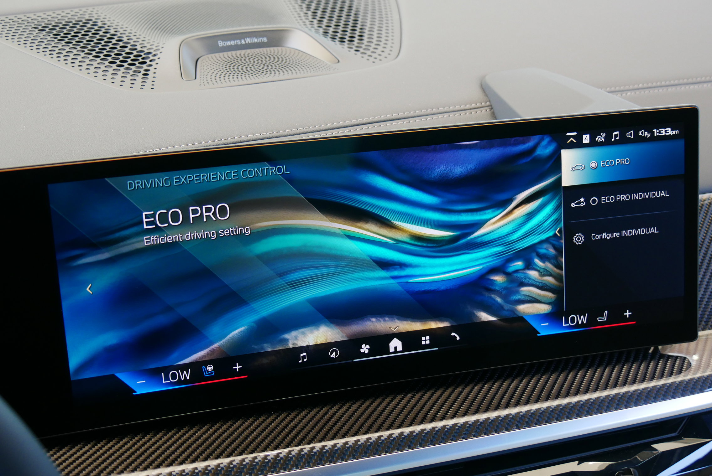 New 2026 BMW X7 M60i image 36