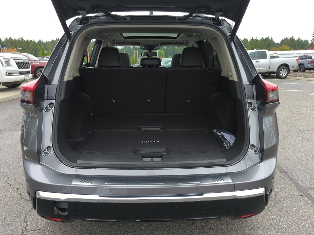 New 2026 Nissan Rogue Platinum image 28