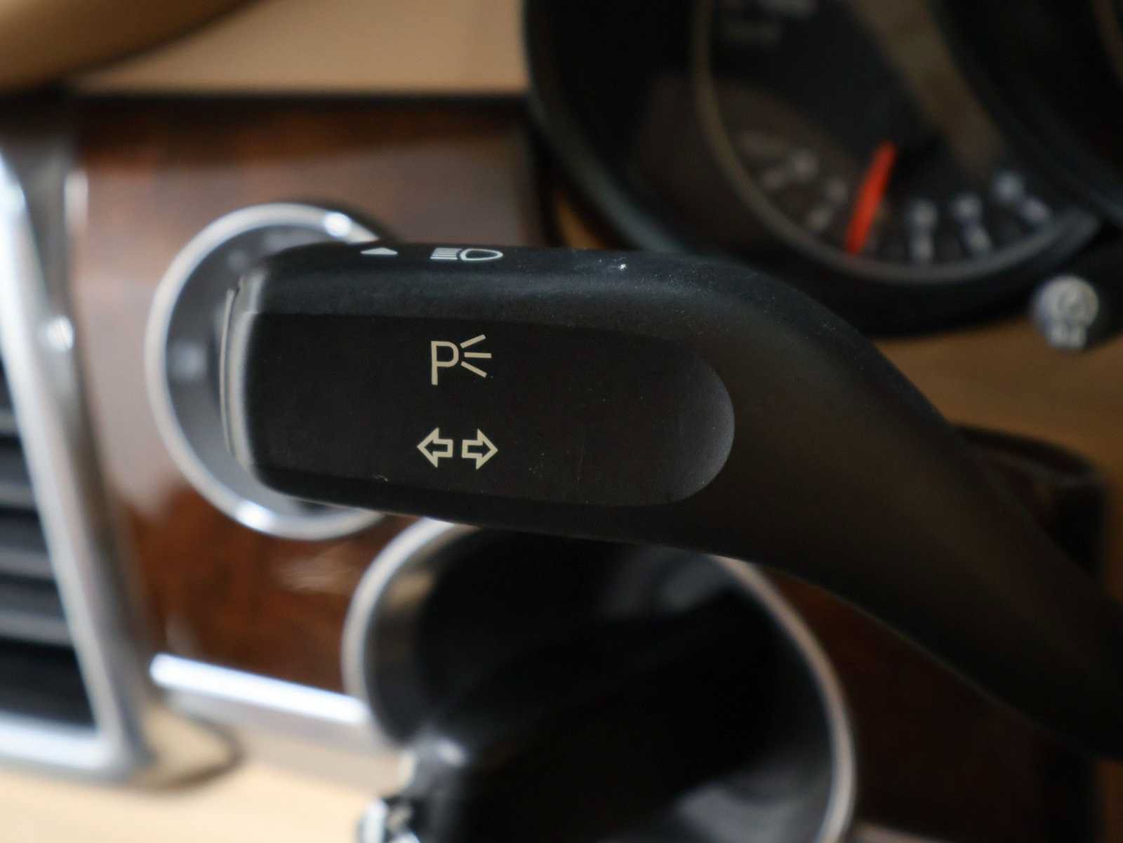 Used 2012 Porsche Panamera S RWD image 29