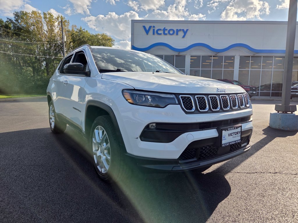Used 2023 Jeep Compass Latitude w/ Sun and Sound Group