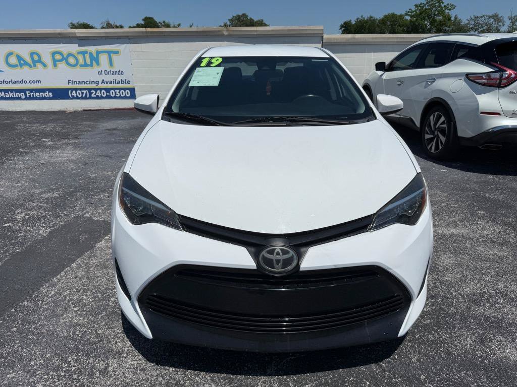 Used 2019 Toyota Corolla LE FWD image 3