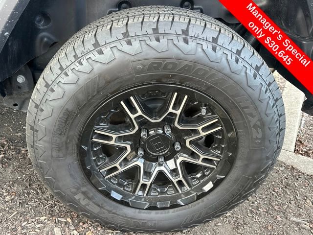 Used 2024 Jeep Wrangler Sport image 25