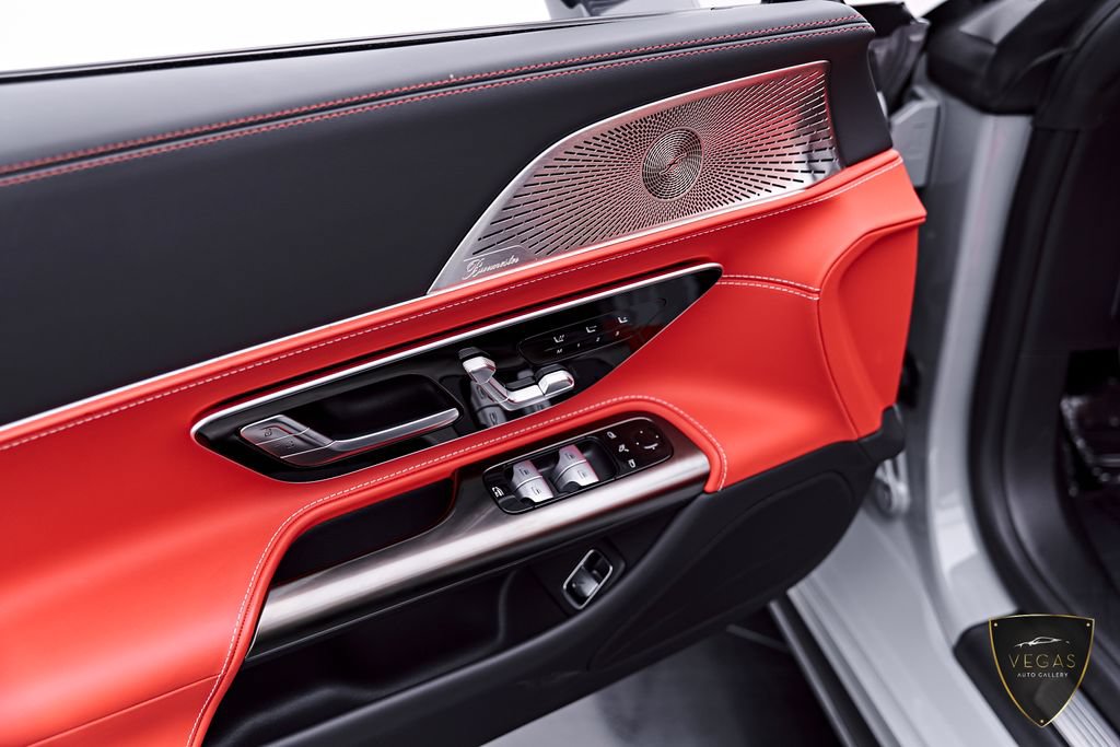 Used 2025 Mercedes-Benz SL 43 AMG w/ Driver Assistance Package image 49