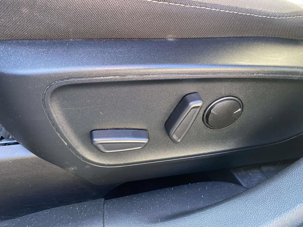 Used 2021 Ford Escape SE w/ Convenience Package AWD/4WD image 16