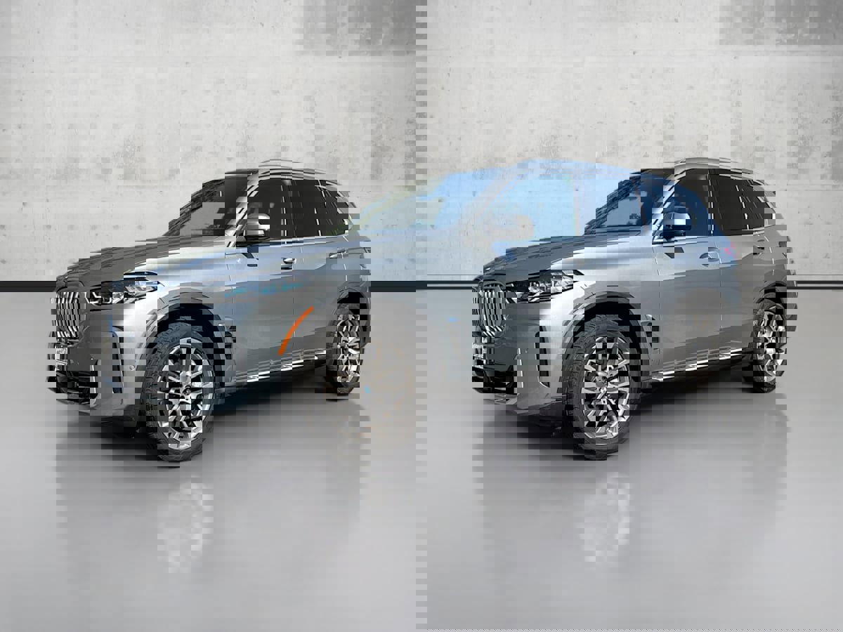 Used 2024 BMW X5 xDrive40i image 3