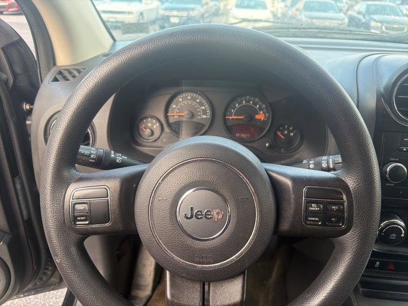 Used 2016 Jeep Compass Sport w/ Power Value Group AWD/4WD image 18
