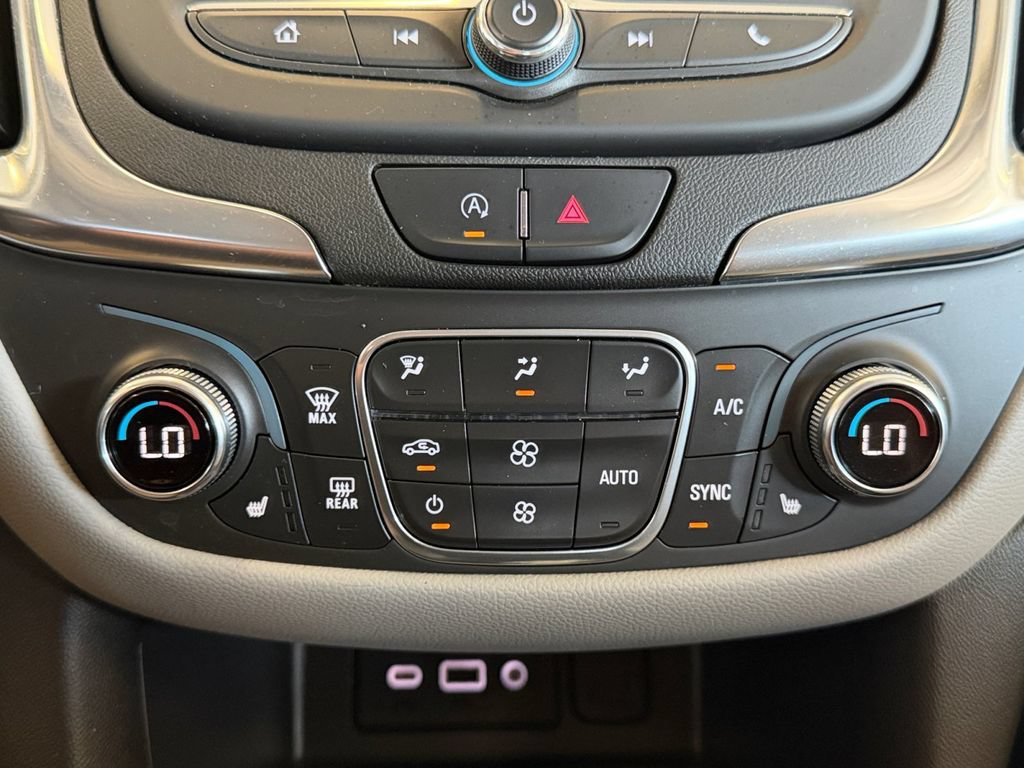 Used 2022 Chevrolet Equinox LT AWD/4WD image 23