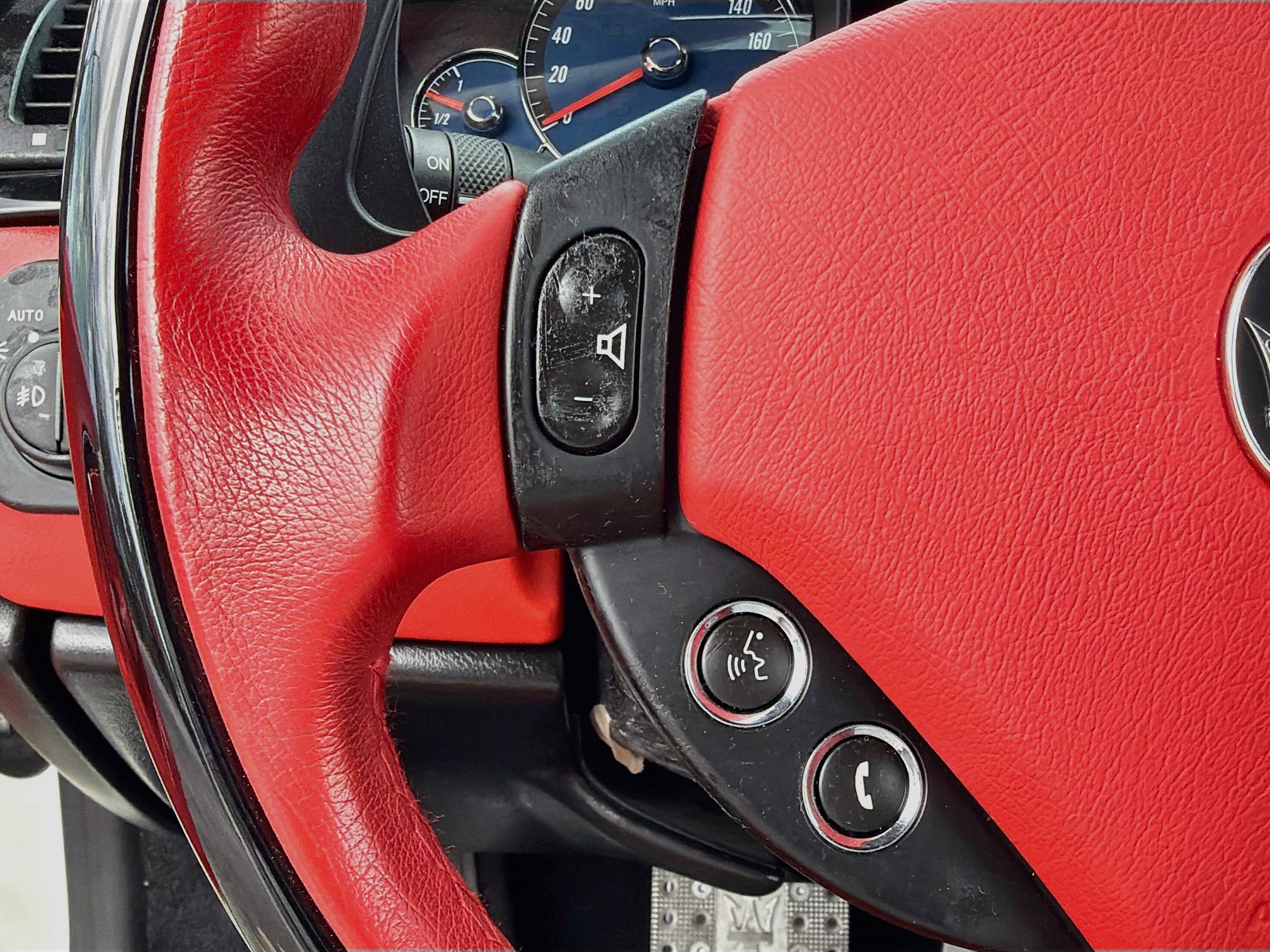 Used 2010 Maserati GranTurismo Convertible RWD image 33