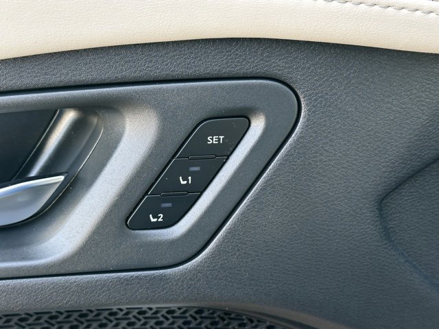 Certified 2023 Nissan Ariya AWD image 23