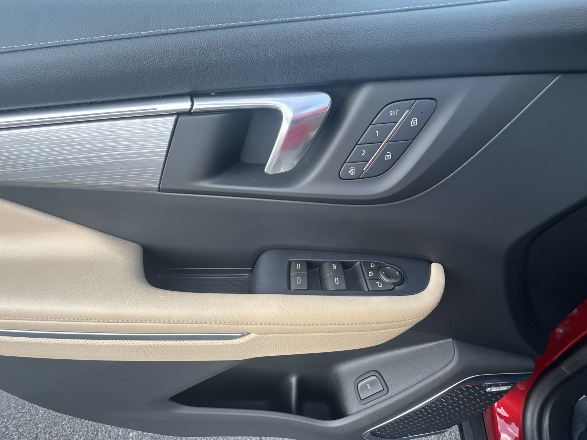 New 2027 Buick Enclave Preferred w/ Power Package AWD/4WD image 15