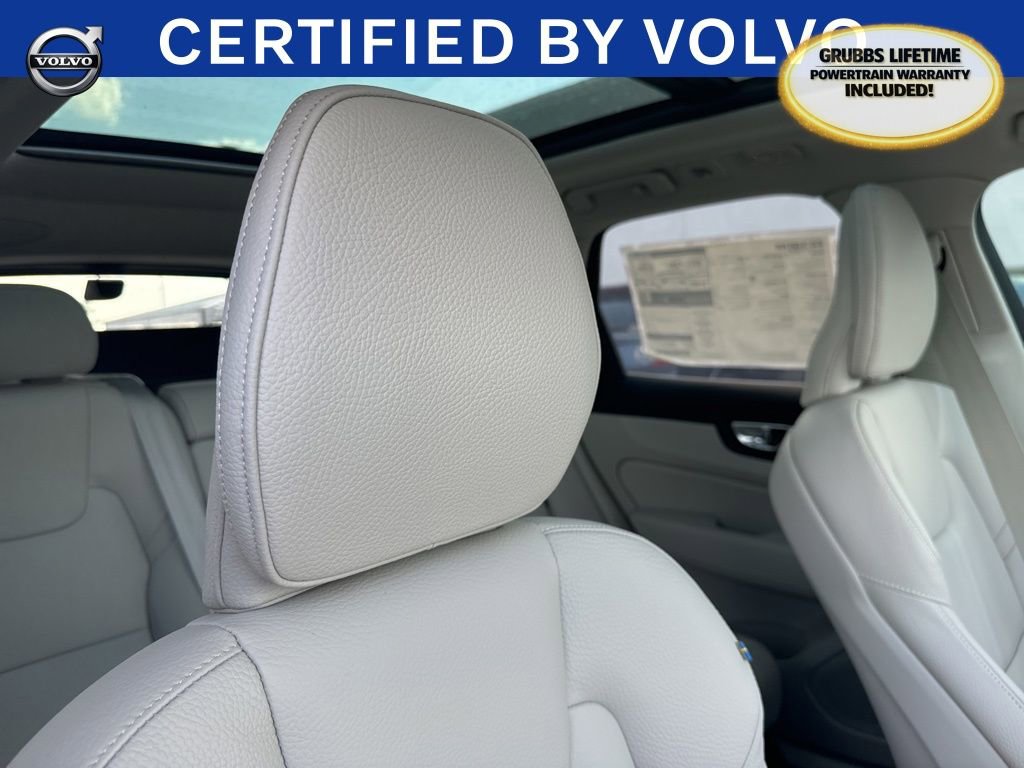 Used 2025 Volvo XC60 T8 Plus w/ Protection Package Premier image 20
