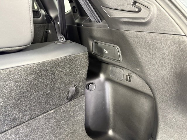 Used 2024 Mitsubishi Outlander SE image 12