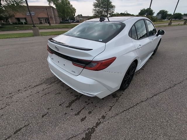 Used 2025 Toyota Camry XSE AWD/4WD image 5
