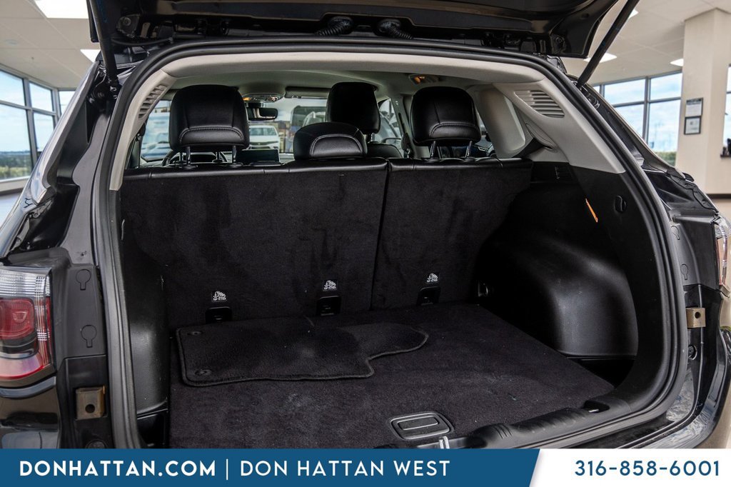 Used 2022 Jeep Compass Limited AWD/4WD image 28