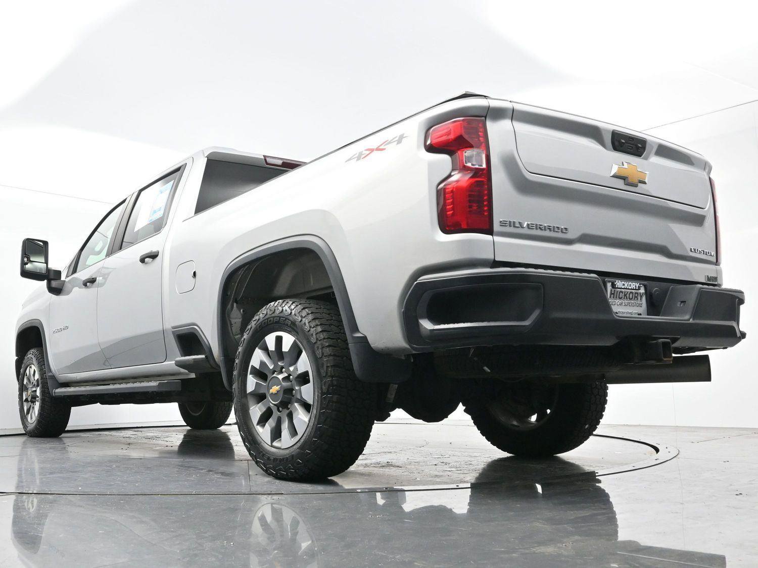 Used 2022 Chevrolet Silverado 2500 Custom w/ Custom Value Package image 48