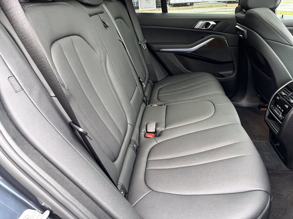 Certified 2022 BMW X5 xDrive40i w/ Premium Package image 39