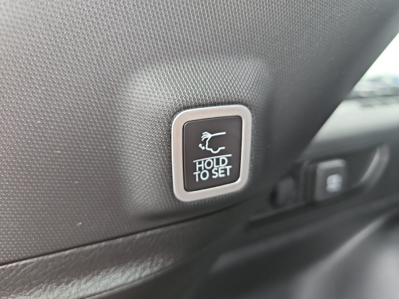 New 2026 Jeep Grand Cherokee Altitude AWD/4WD image 12